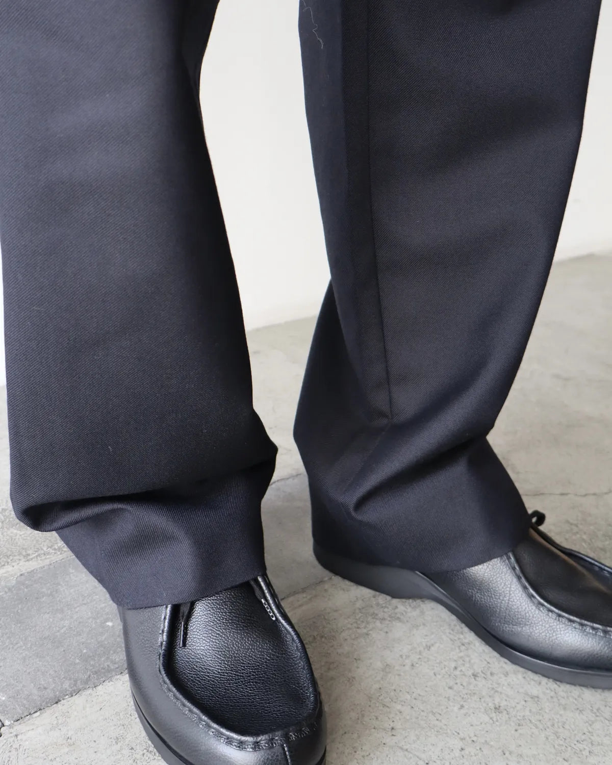 COMOLI / ウールサージパンツ (C03-03014)