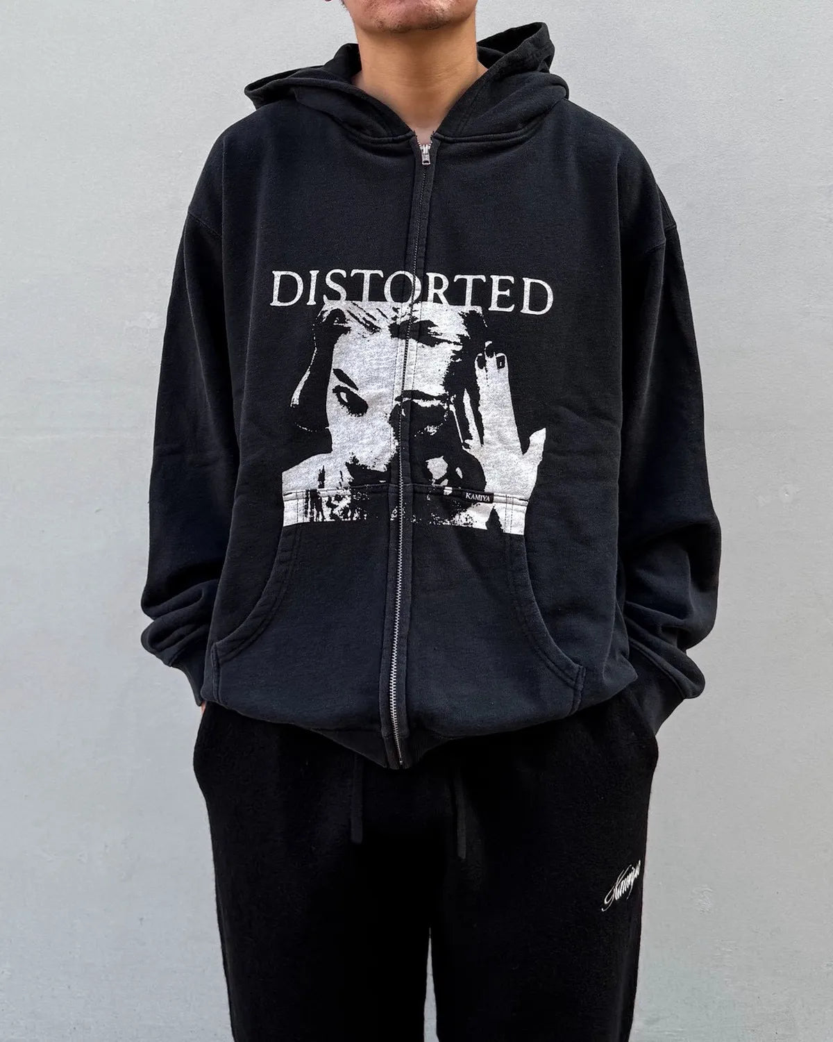 KAMIYA / "DISTORTED Girl" Zip-up Hoodie (G17HD101)