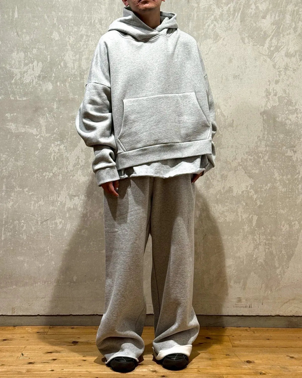 entire studios / HEAVY HOOD (ES2126)
