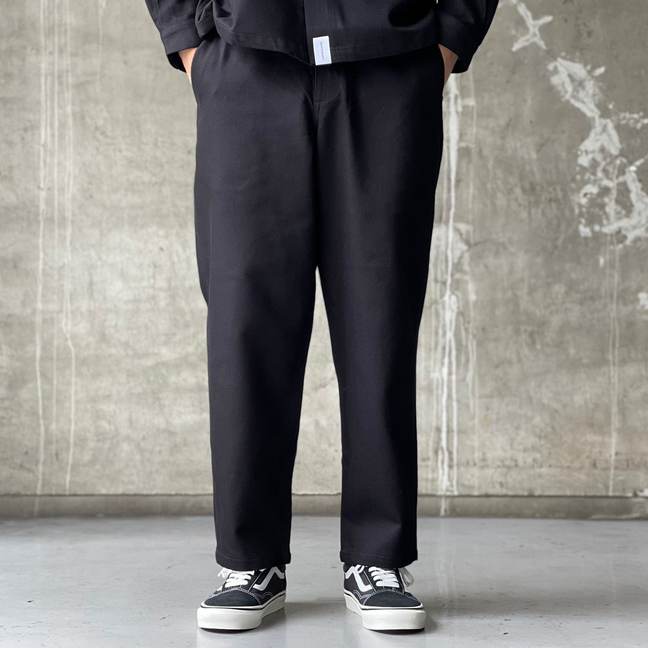 DESCENDANT / GDT ORGANIC COTTON TWILL TROUSERS