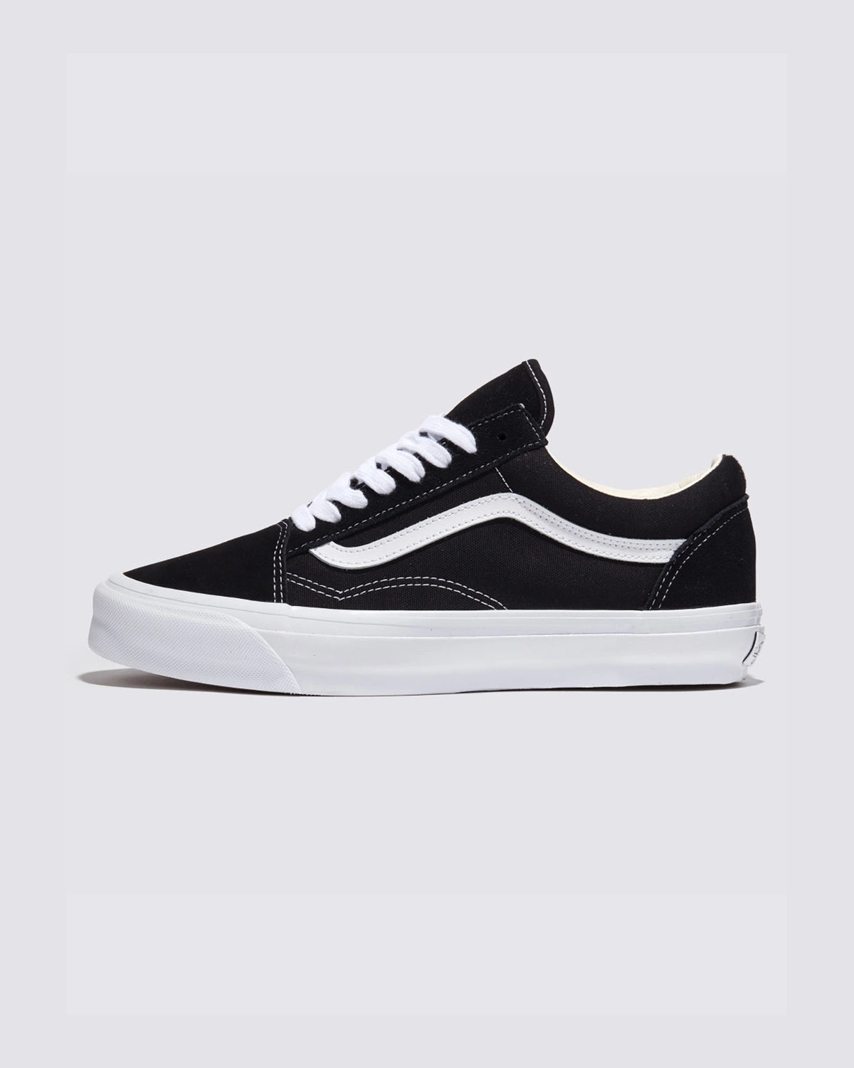 VANS の Lx Old Skool (VN000CQDBA2)