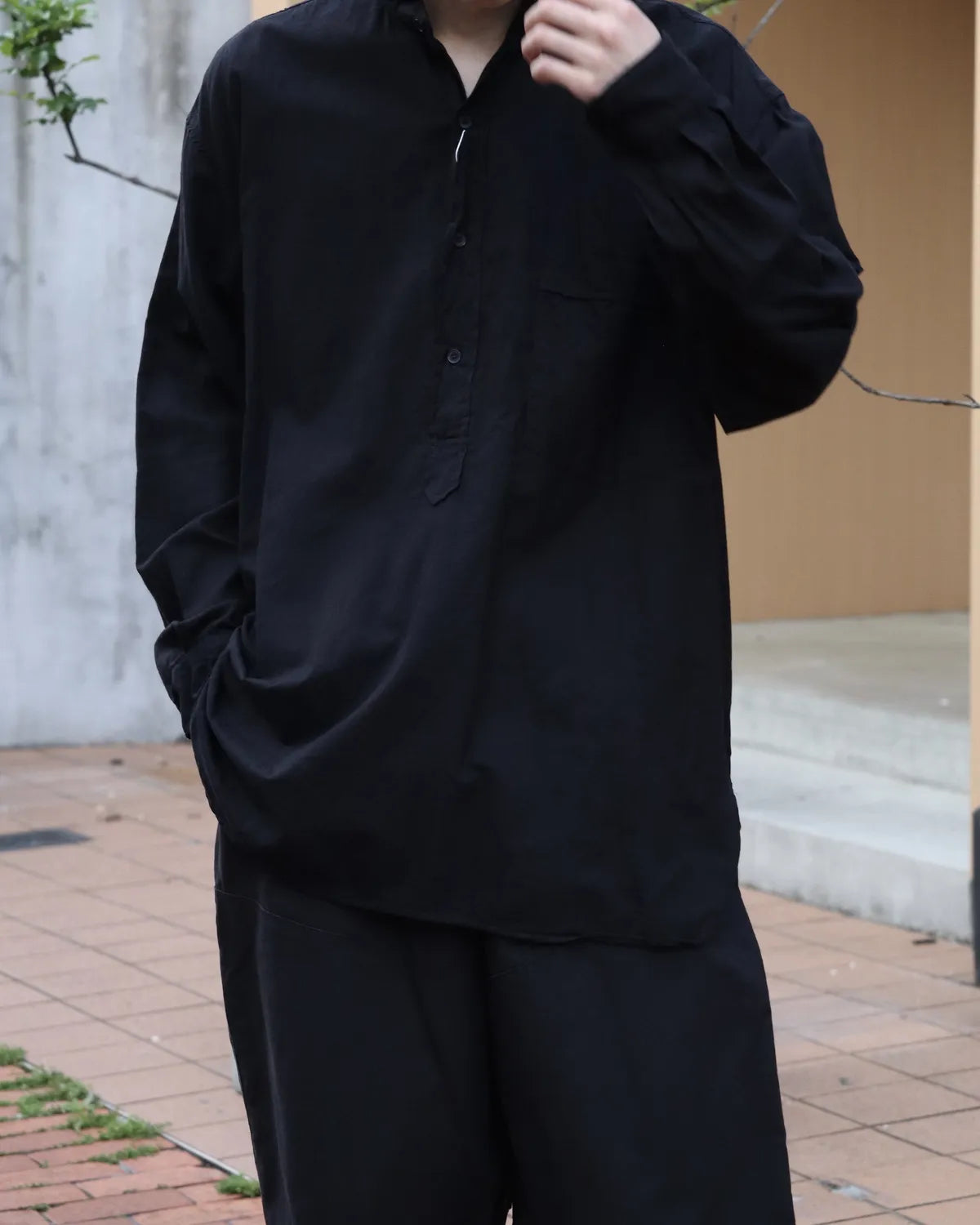 COMOLI / モスリン プルオーバーシャツ（D01-02007)