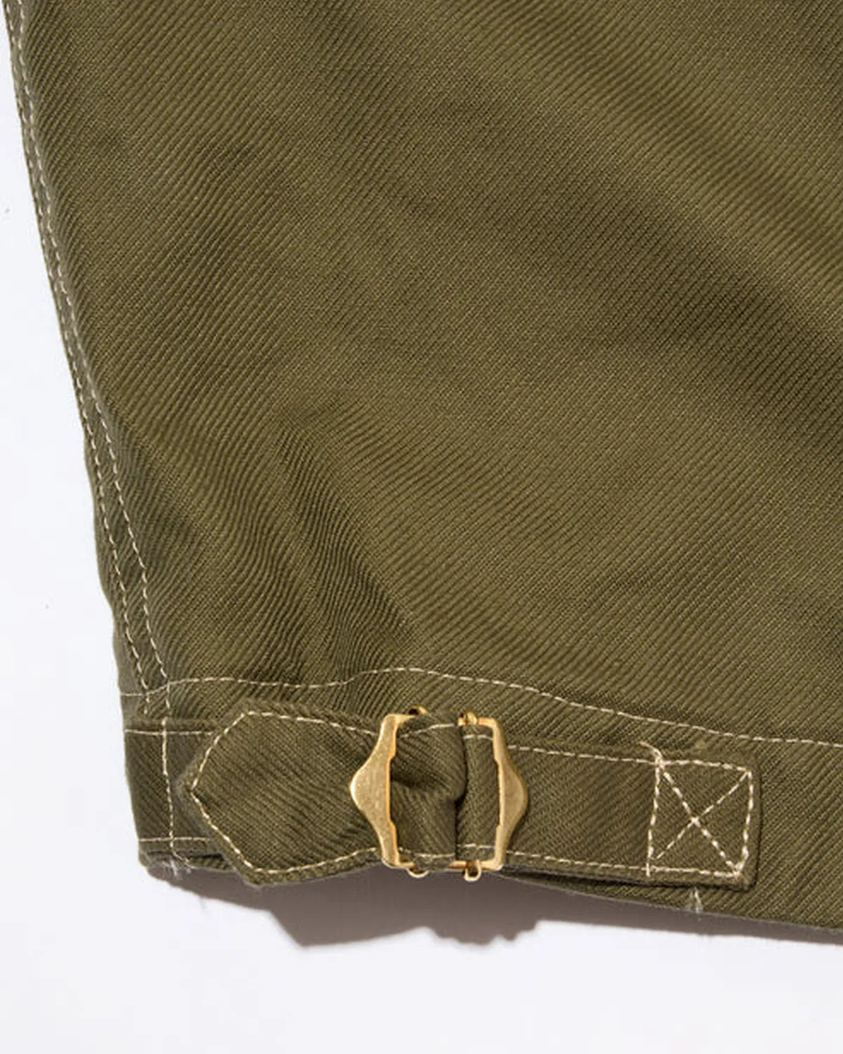 DELUXE / D-4 (25AD5336)