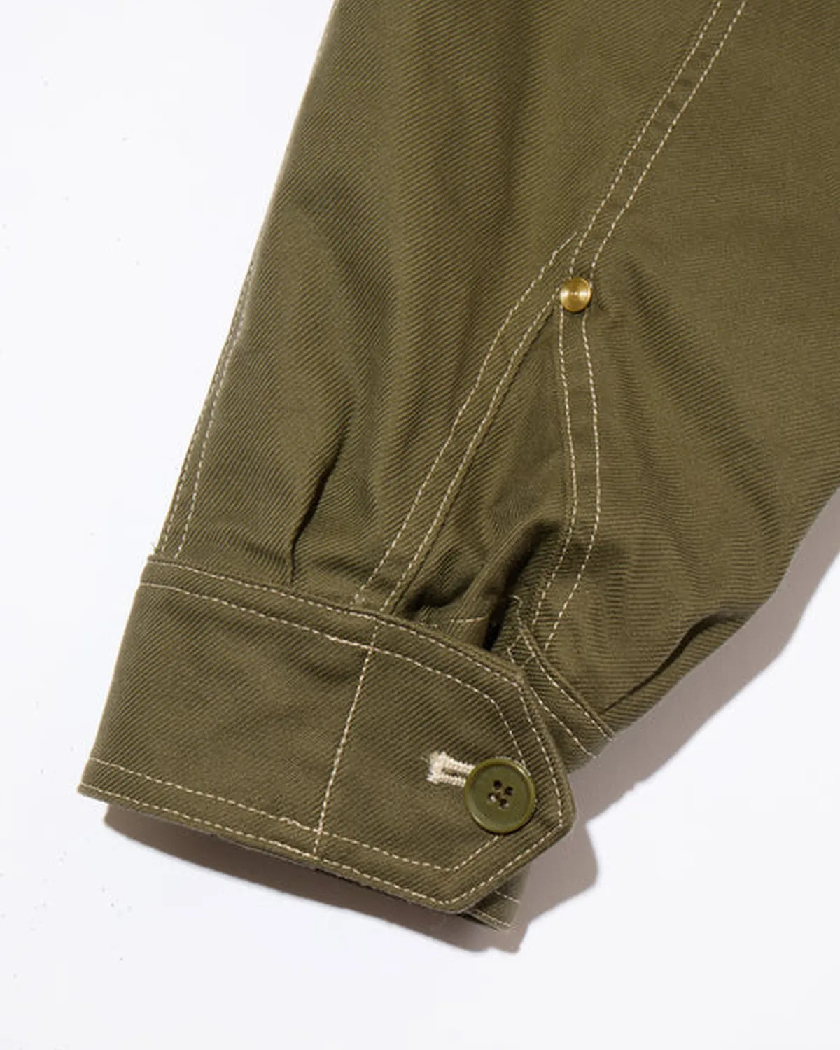 DELUXE / D-4 (25AD5336)