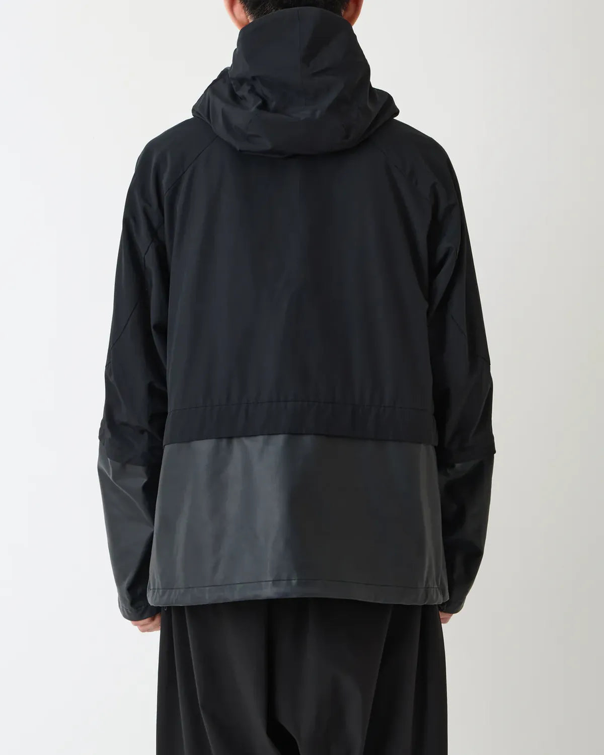 White Mountaineering  / WINDSTOPPER ZIP OFF MOUNTAIN PARKA (BK2573205)