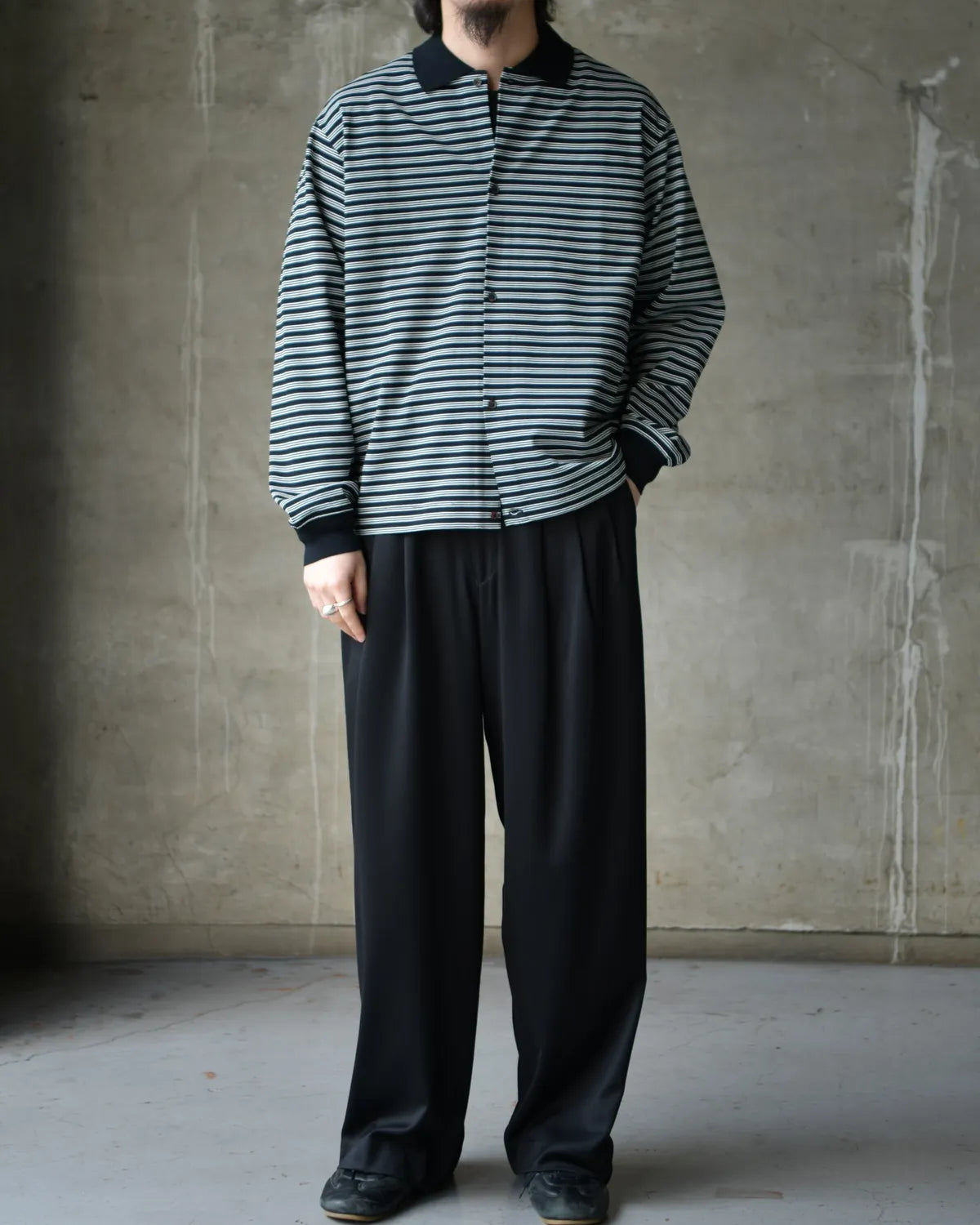 MARKAWARE(マーカウェア) / TRIPLE PLEATED WIDE TROUSERS | 公式通販