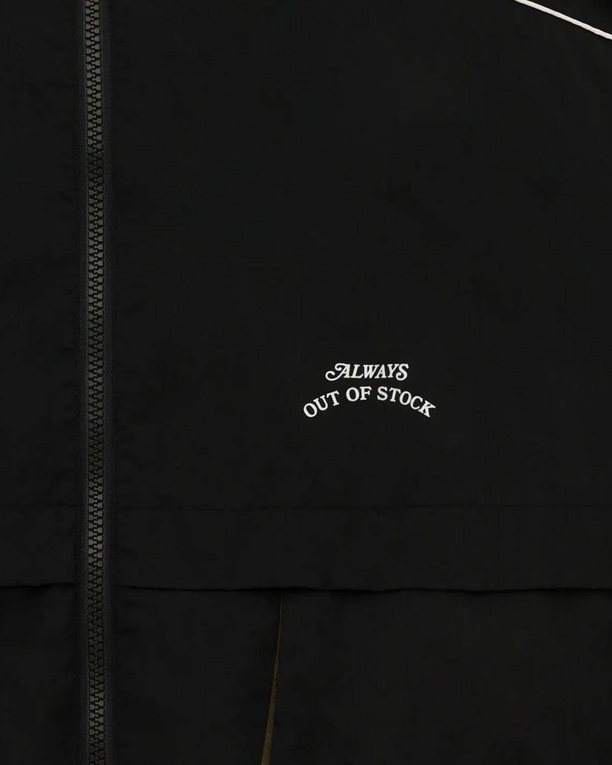 ALWAYS OUT OF STOCK / UMBRO SHELL JACKET (HA-226202108)