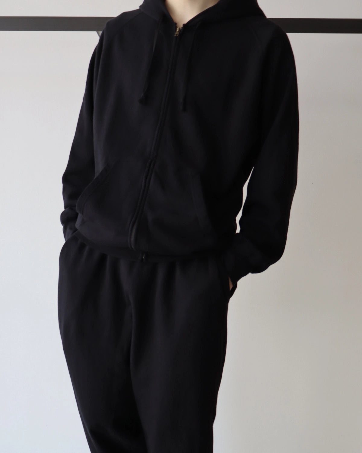 COMOLI / LWコットン裏毛 ジップパーカ (D01-05016)