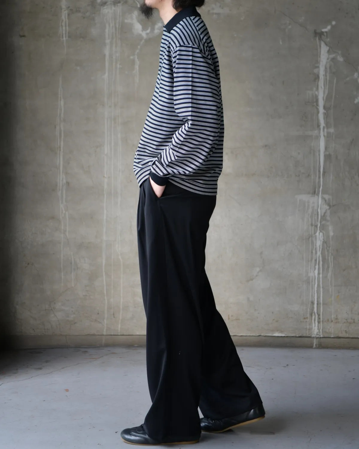 MARKAWARE(マーカウェア) / TRIPLE PLEATED WIDE TROUSERS | 公式通販