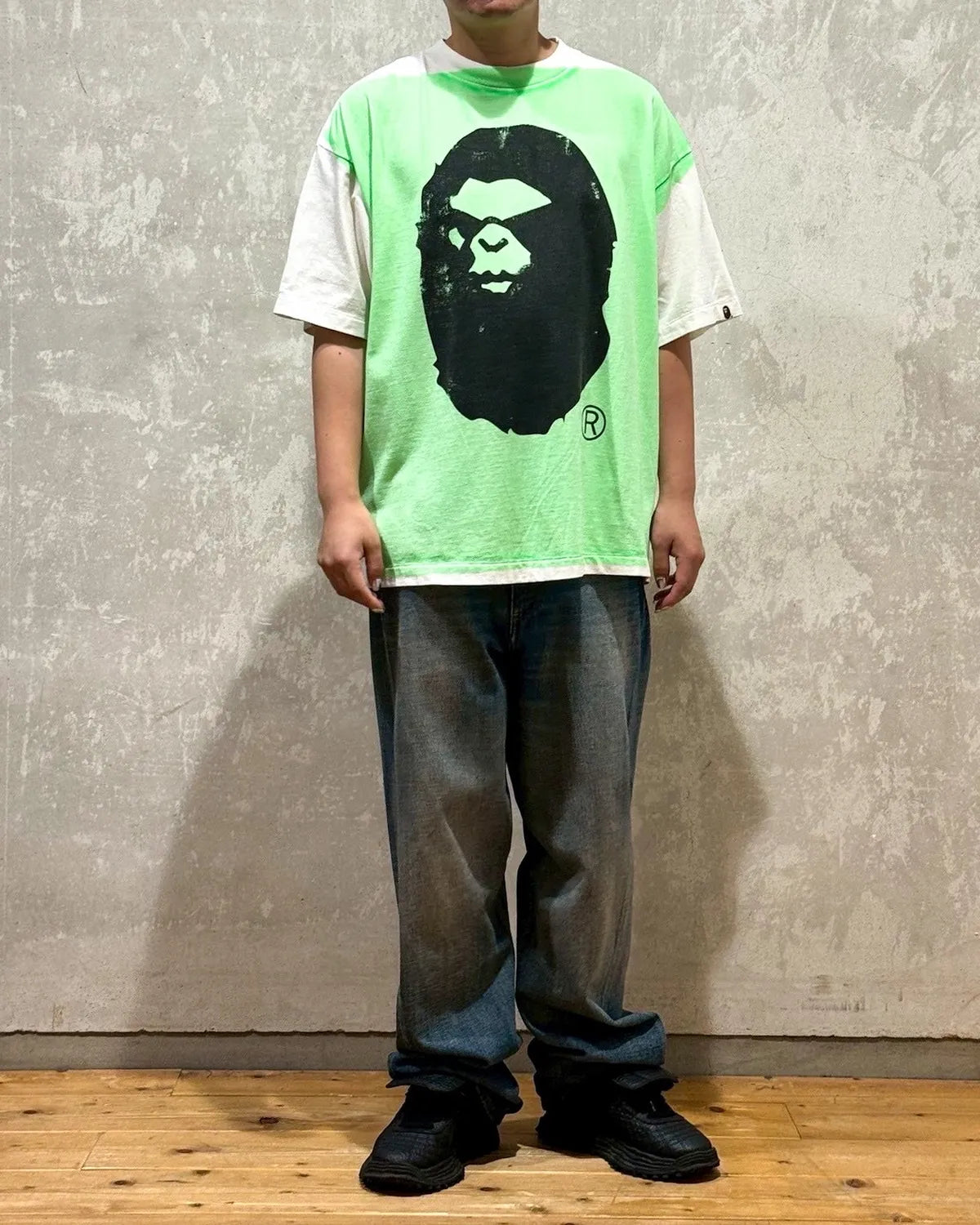 ©︎SAINT Mxxxxxx × A BATHING APE® / BEPA_SS TEE_HANDPRINT (SM-HR1-0000-C34)
