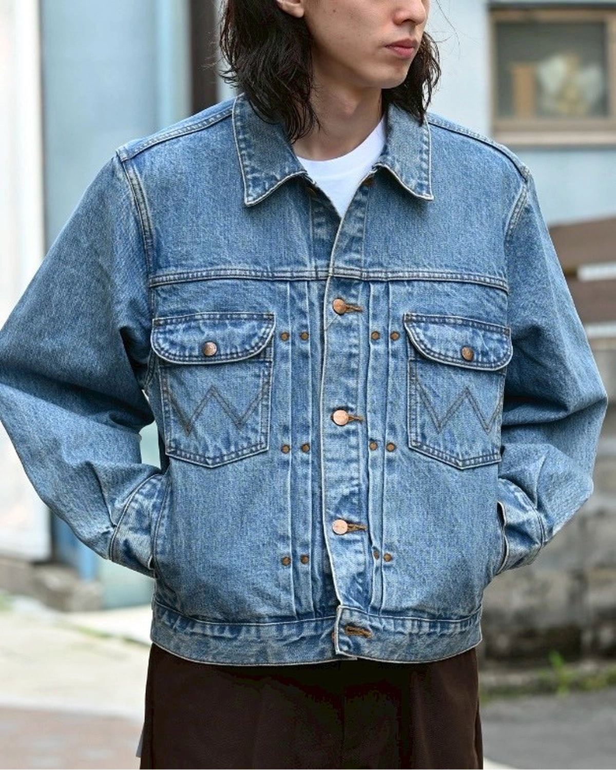 WRANGLER / WASHED DENIM TRUCKER JACKET WRANGLER / WASHED DENIM TRUCKER JACKET