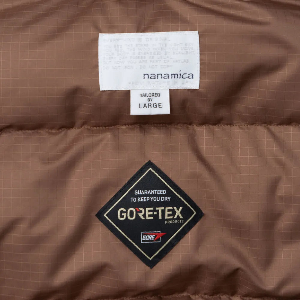 nanamica / GORE-TEX Short Down Jacket (SUAF354)