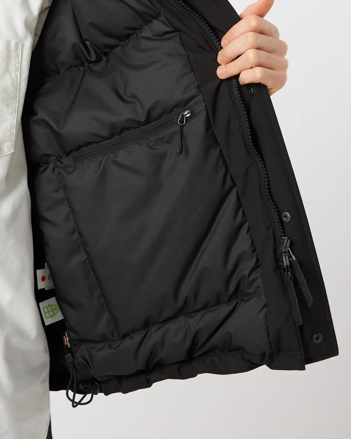 nanamica / GORE-TEX Down Coat (S25FB059)