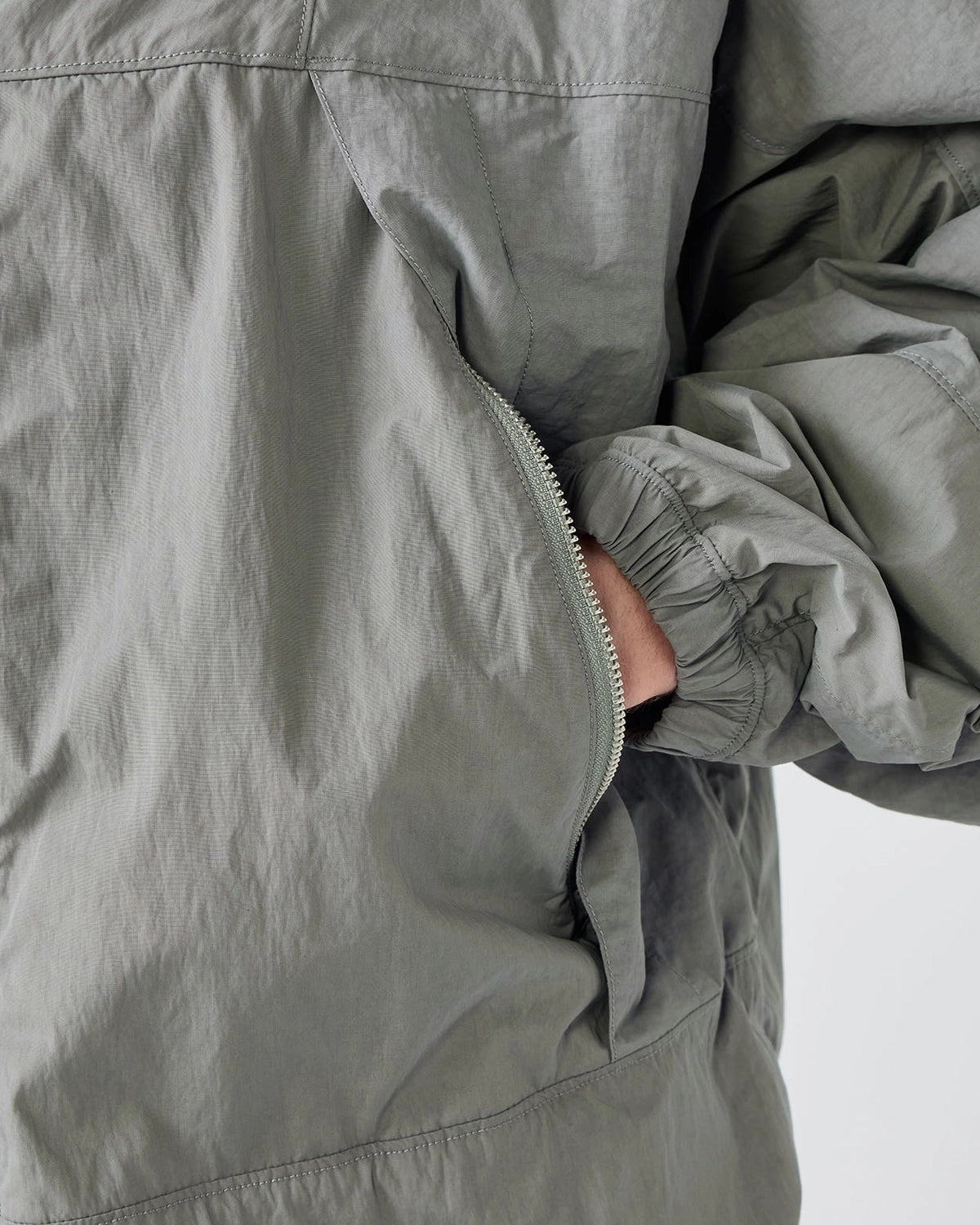 THE NORTH FACE PURPLE LABEL / Brushed Weather Mountain Wind Jacket (N26SA018)
