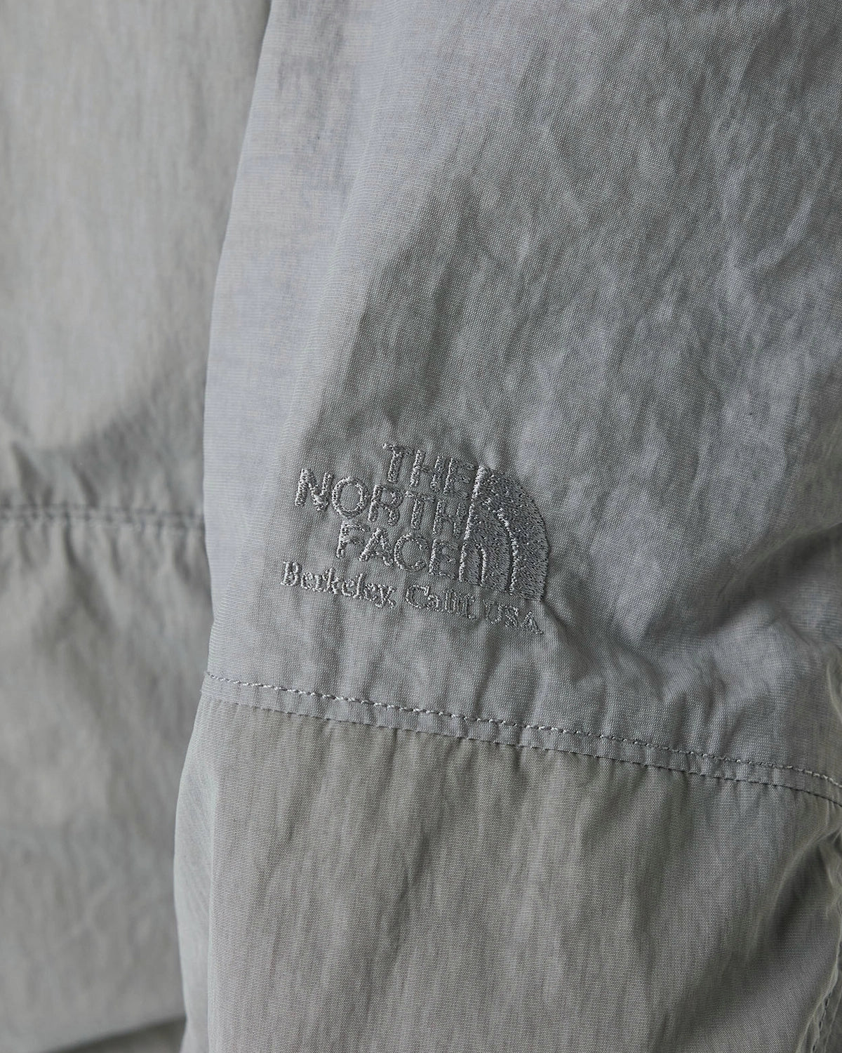 THE NORTH FACE PURPLE LABEL / Brushed Weather Mountain Wind Jacket (N26SA018)