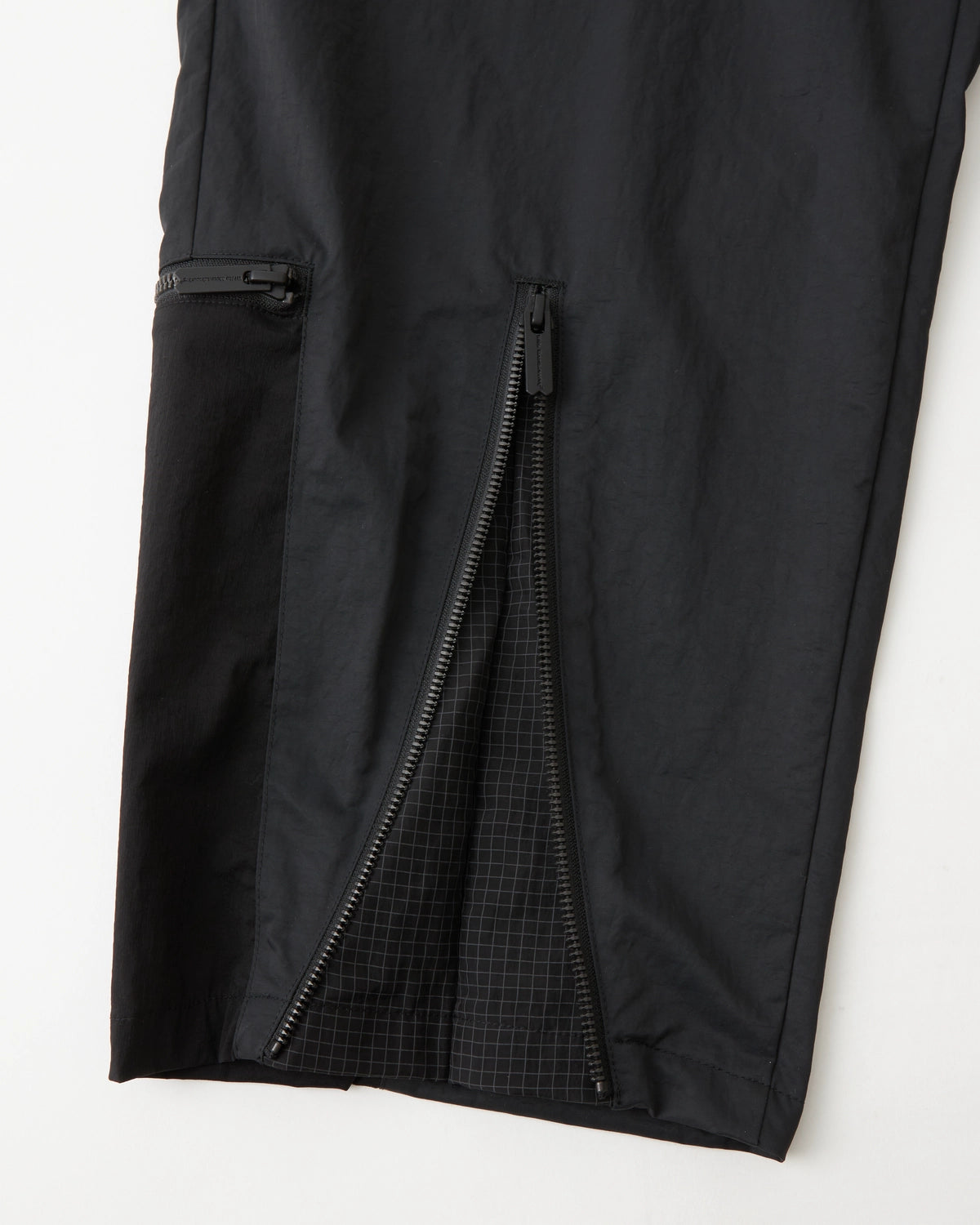 White Mountaineering  / PARACHUTE PANTS (BK2571404)