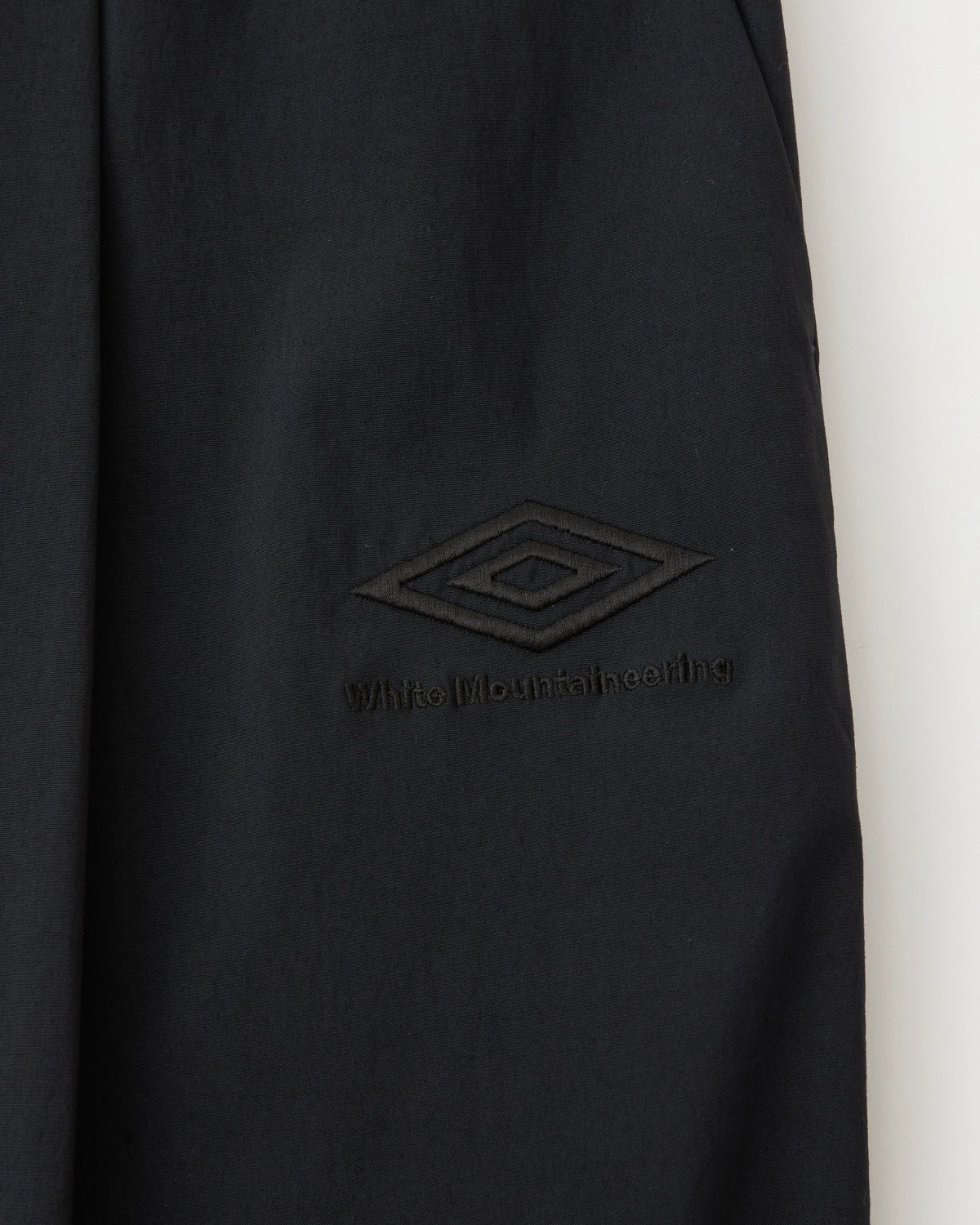 White Mountaineering  / WM×UMBRO SHORT PANTS (WM2571417)