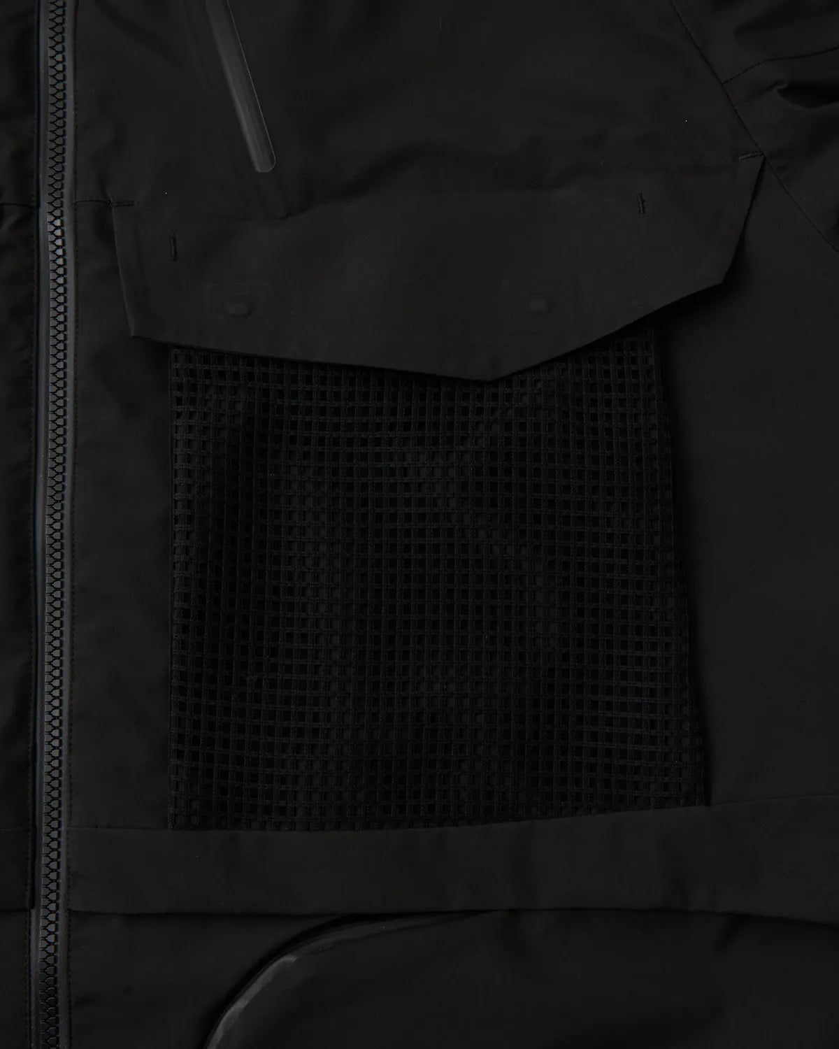 White Mountaineering  / GORE-TEX LUGGAGE JACKET (BK2571202)