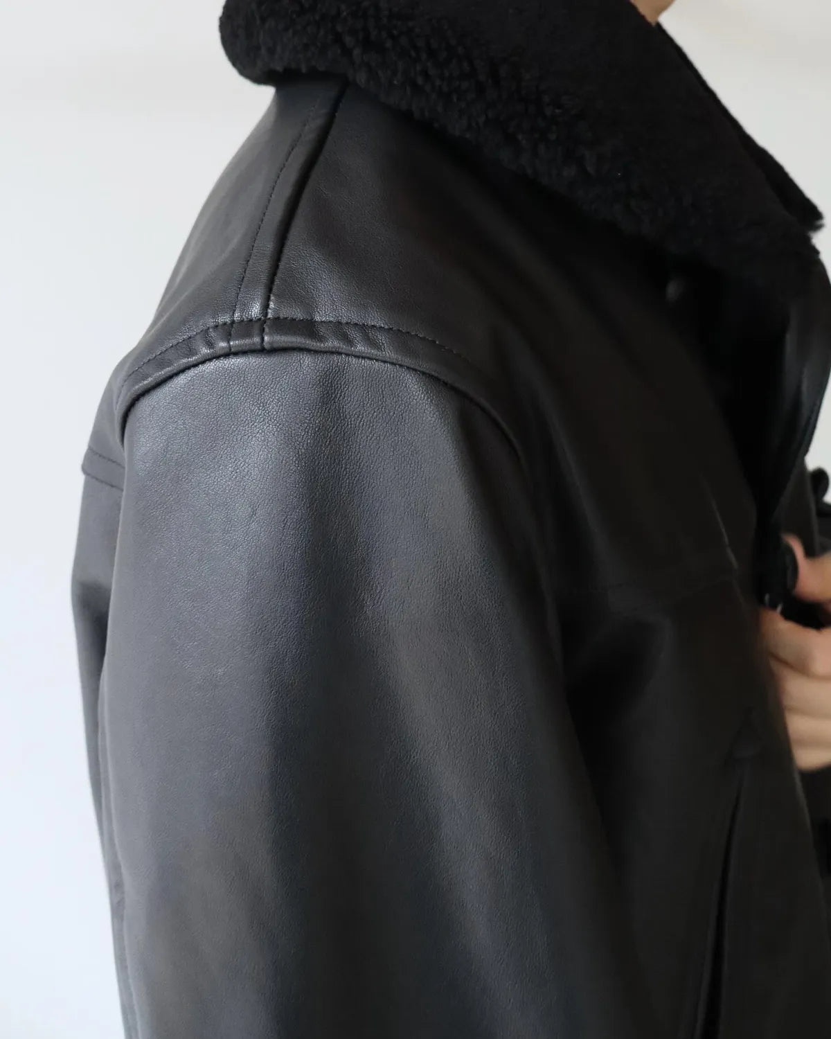 COMOLI / ラムレザー カナディアンコート (C03-04015)