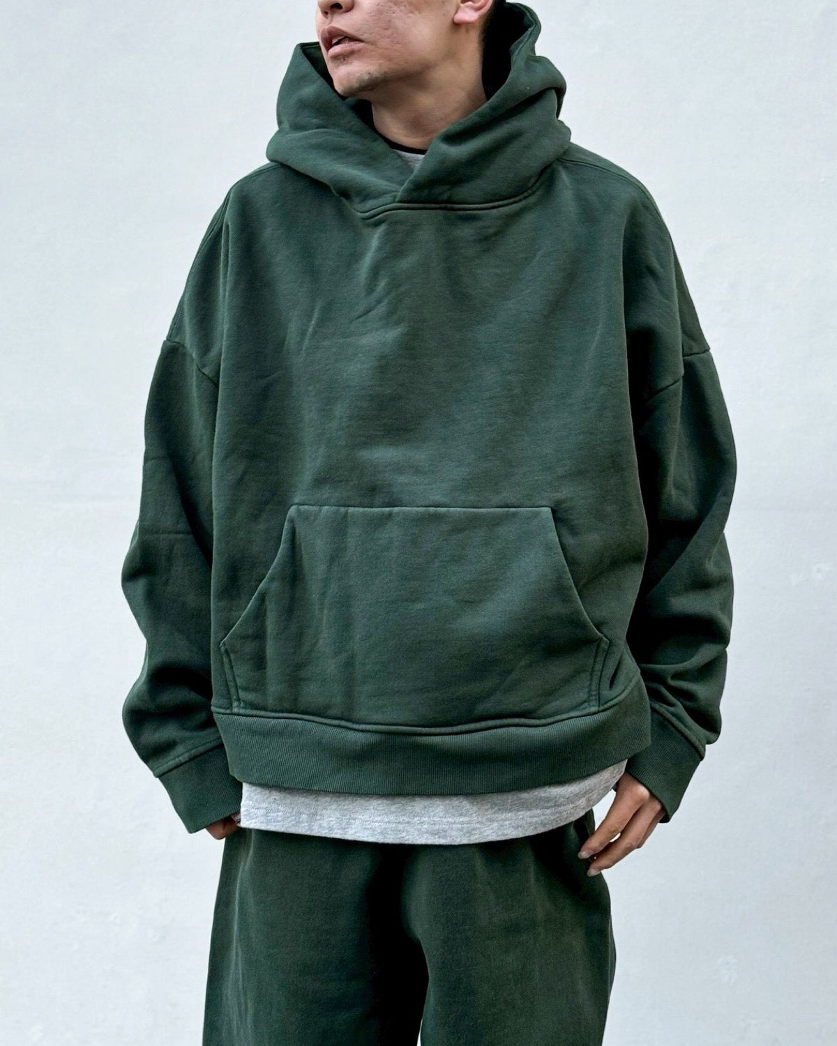 entire studios / Heavy Hood (ESSS26HO04012)