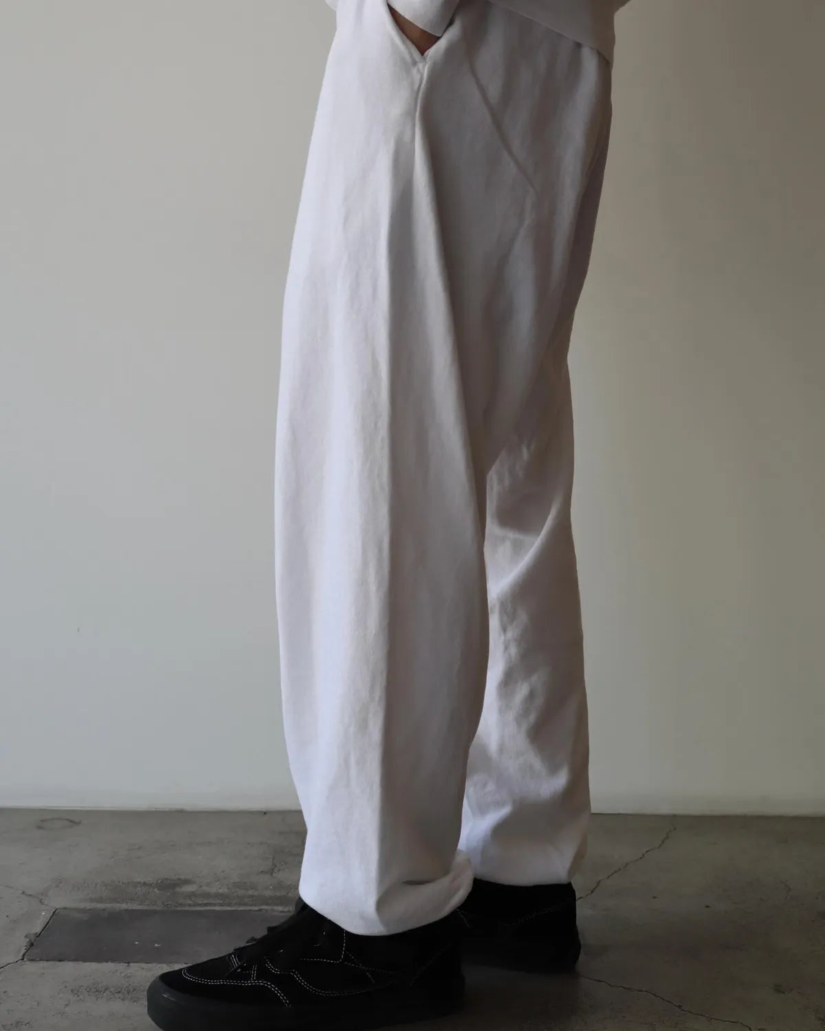 COMOLI / LWコットン裏毛 パンツ (D01-05018)