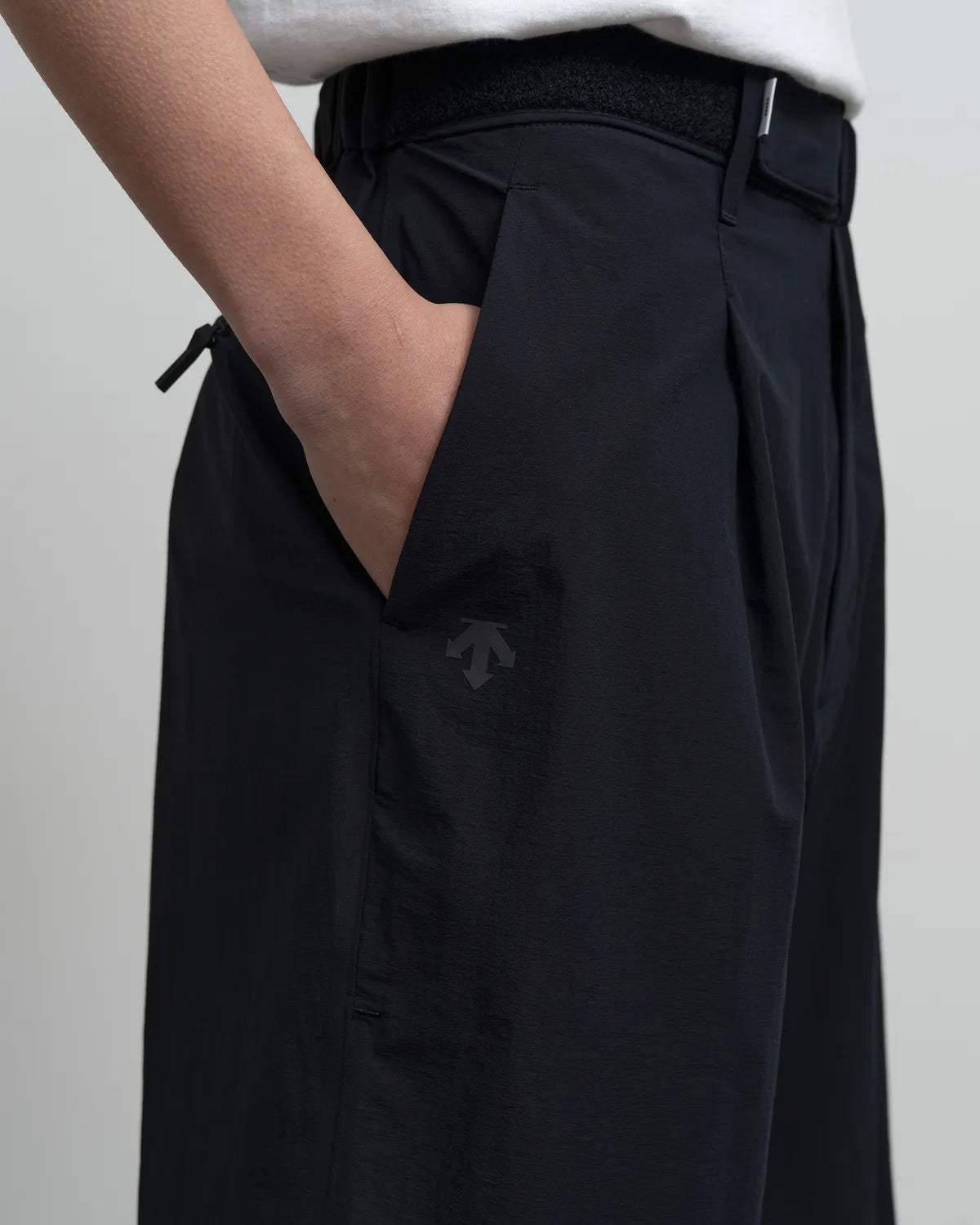 Graphpaper × DESCENTE / DESCENTE for Graphpaper UNTRIMMED Chef Shorts (GM261-41001)