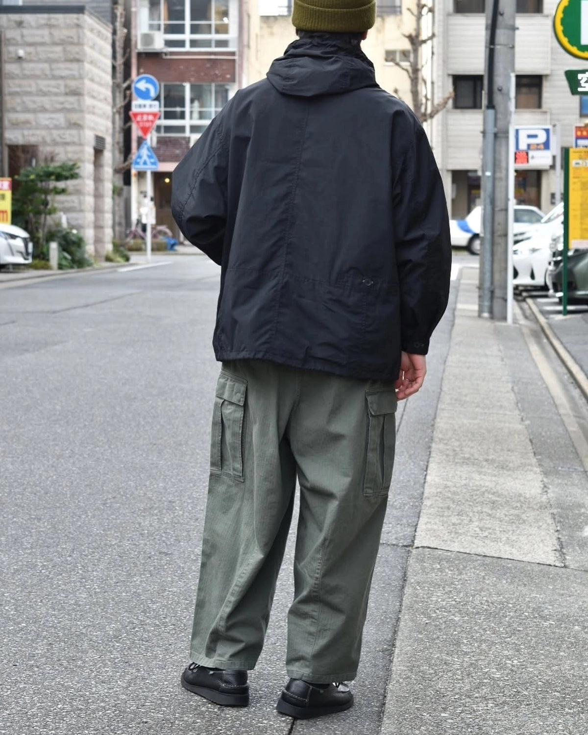 is-ness / NU MILITARY BALLOON PANTS (25SS_18_1007SSPT01)