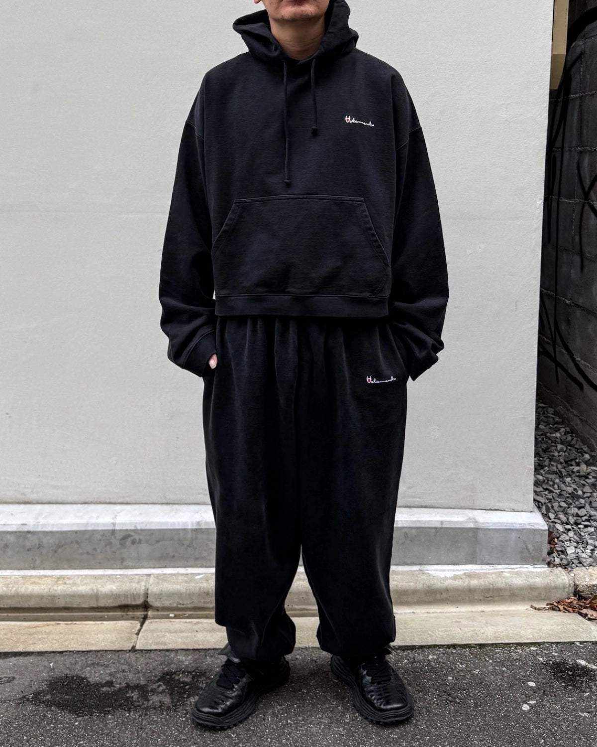 VETEMENTS / ATHLETIC LOGO HOODIE (MH27HD226B)
