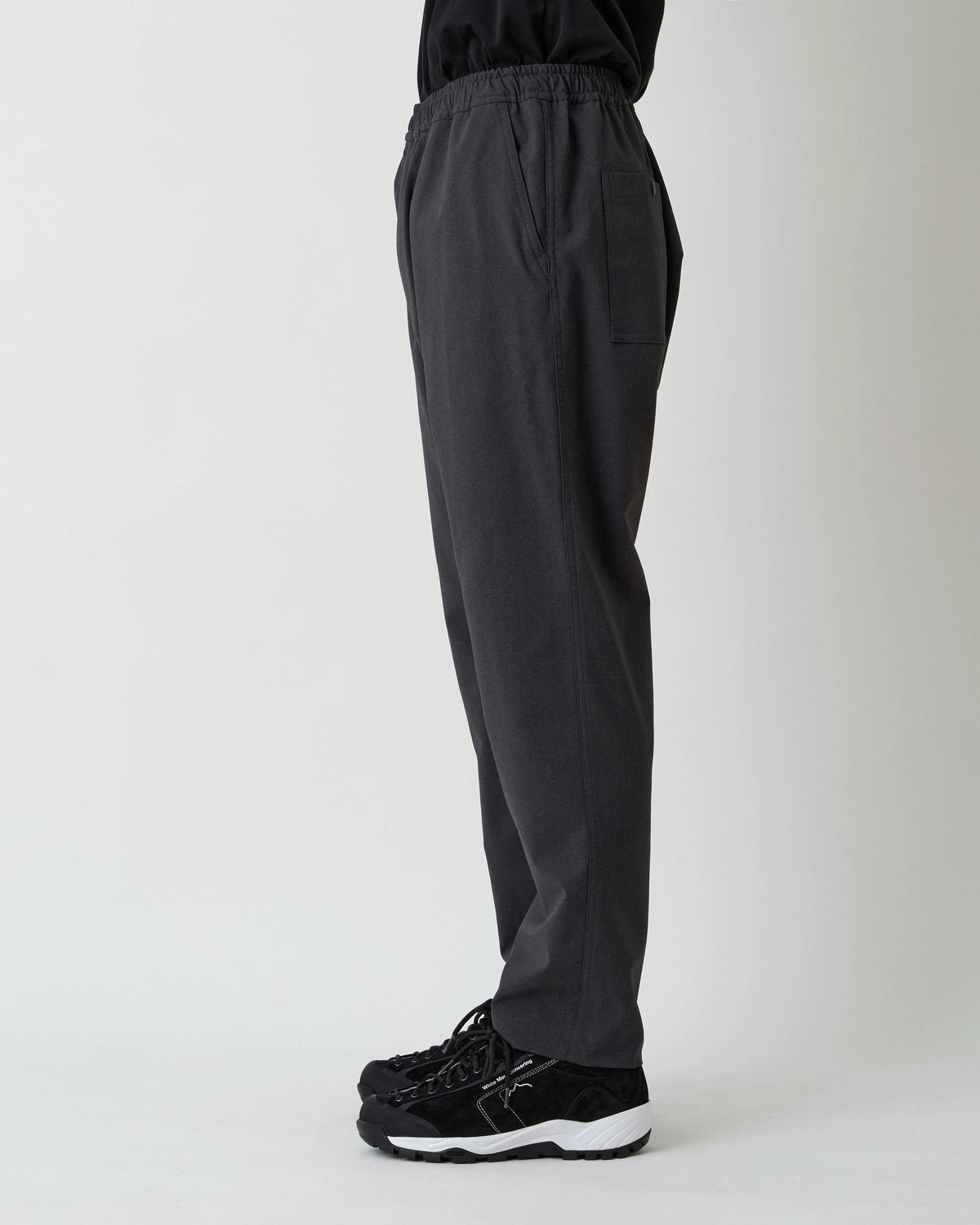 White Mountaineering  / EASY TAPERED PANTS (WM2571408)