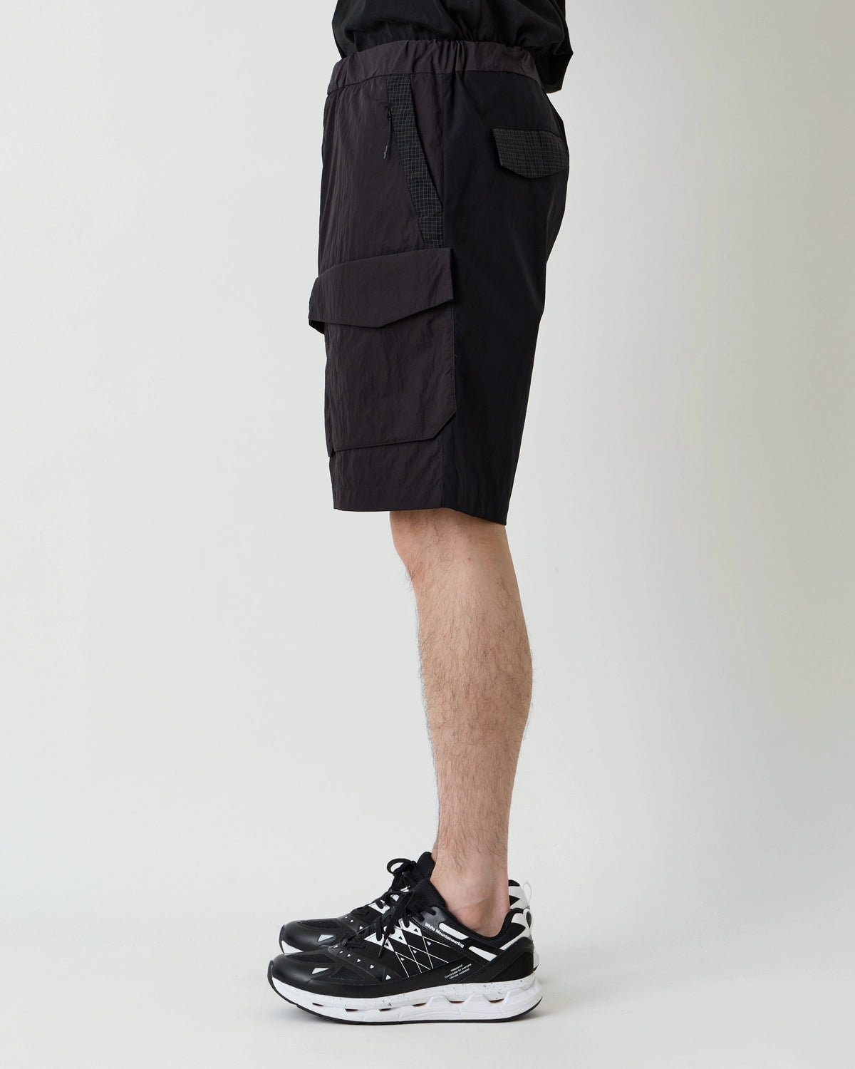 White Mountaineering  / CARGO SHORT PANTS (BK2571402)