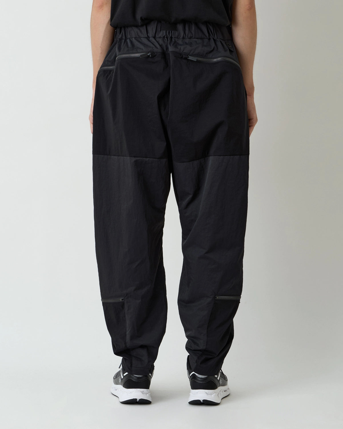 White Mountaineering  / PARACHUTE PANTS (BK2571404)