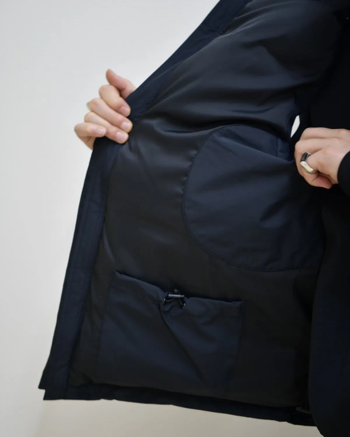 DAIWA PIER39 / WINDSTOPPER® FIELD DOWN VEST (BW-18025W)