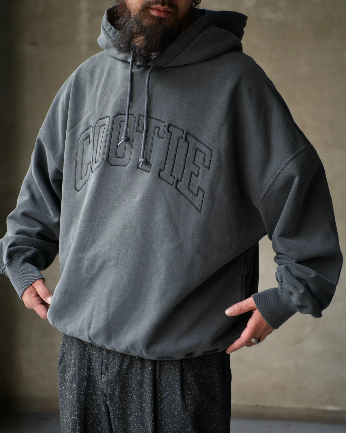 COOTIE PRODUCTIONS® / Chubby SwePigment Dyed Open End Yarn Sweat Hoodie (CTE-25A312)