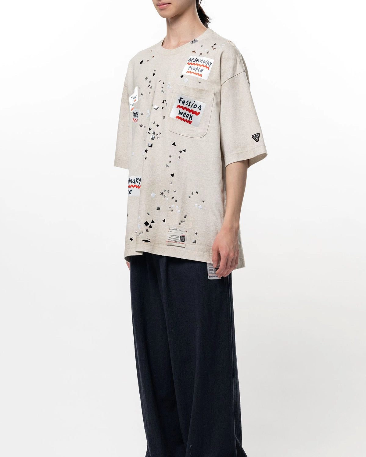 Maison MIHARA YASUHIRO / Embellished Sticker T-shirt (A16TS592)