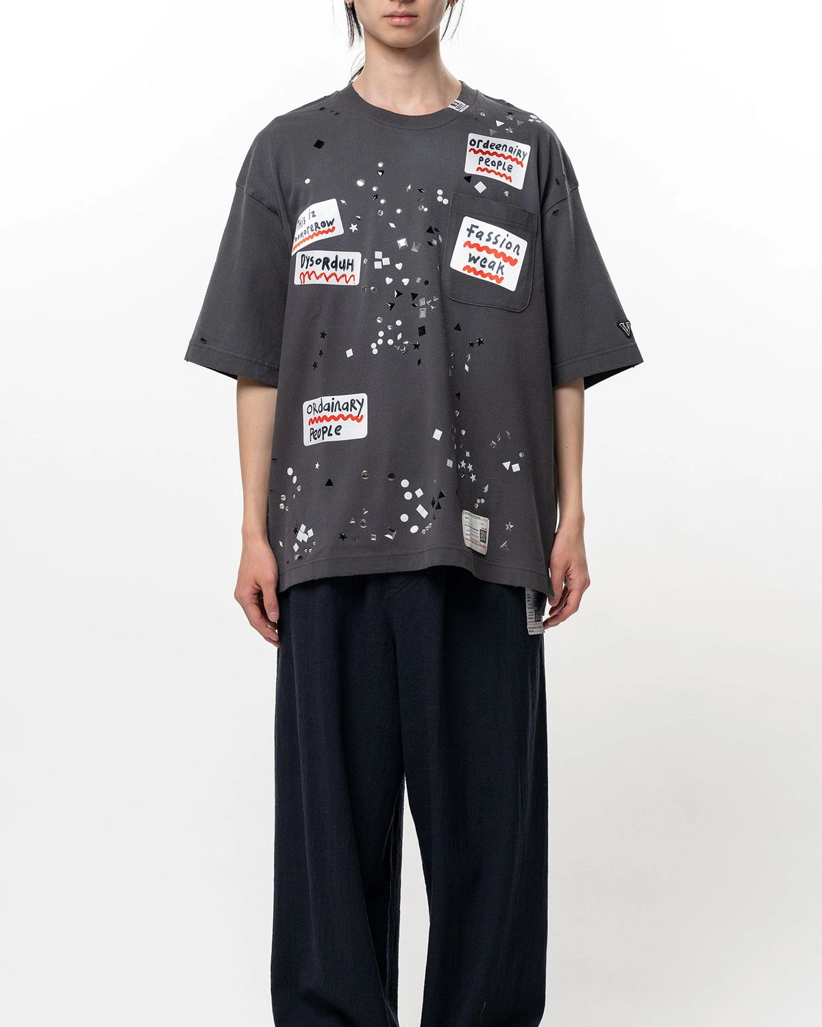 Maison MIHARA YASUHIRO / Embellished Sticker T-shirt (A16TS592)