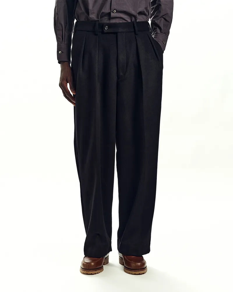 MARKAWARE / CASHMERE DOUBBLE PLEATED TROUSERS (A24C19PT01C)