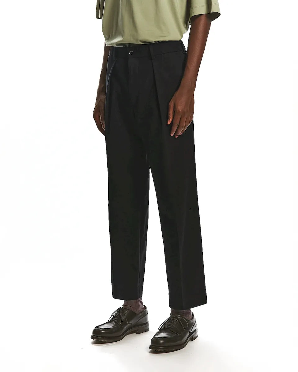 MARKAWARE / ONE TUCK TAPERED TROUSERS (A25A92PT02C)