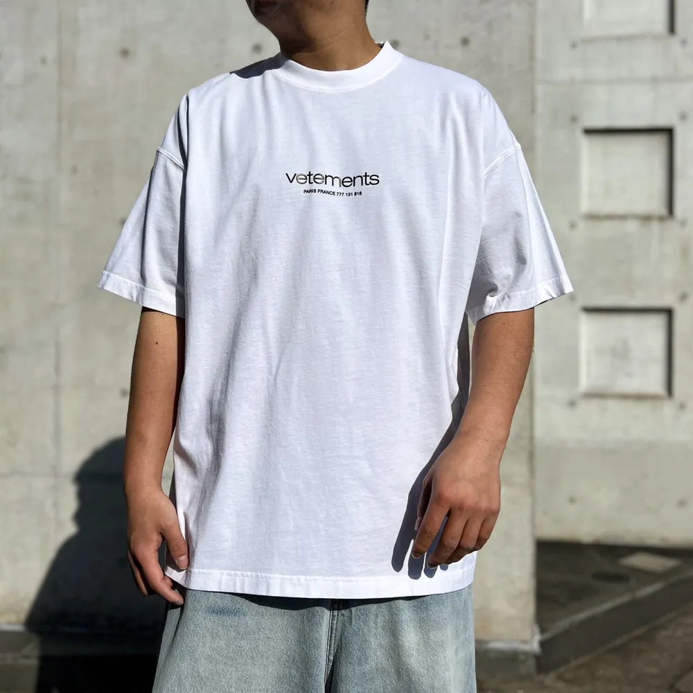 VETEMENTS / URBAN LOGO REGULAR FIT T-SHIRT