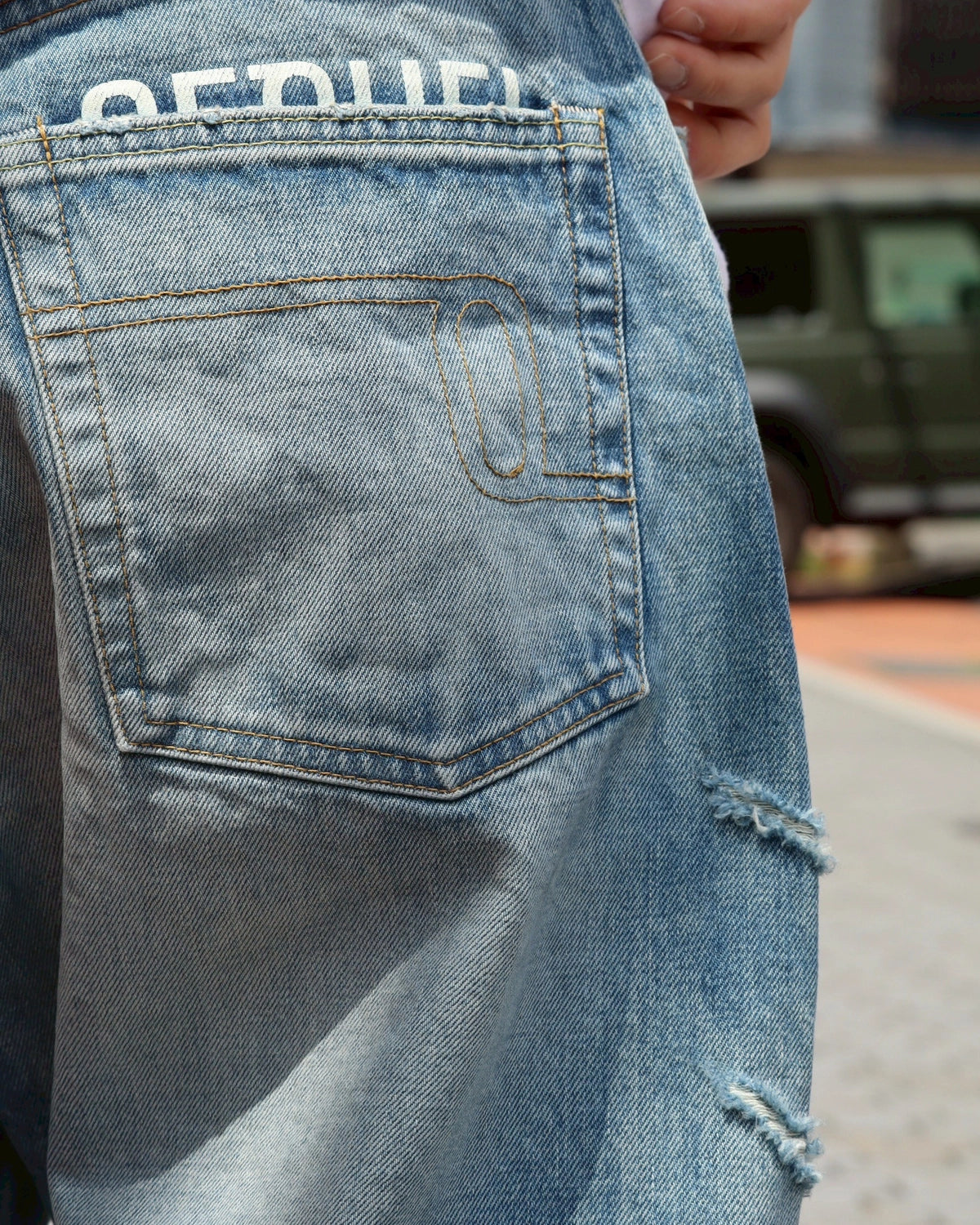 SEQUEL / × FRAGMENT DAMEGE DENIM PANTS (SQ-25SS-PT-07)