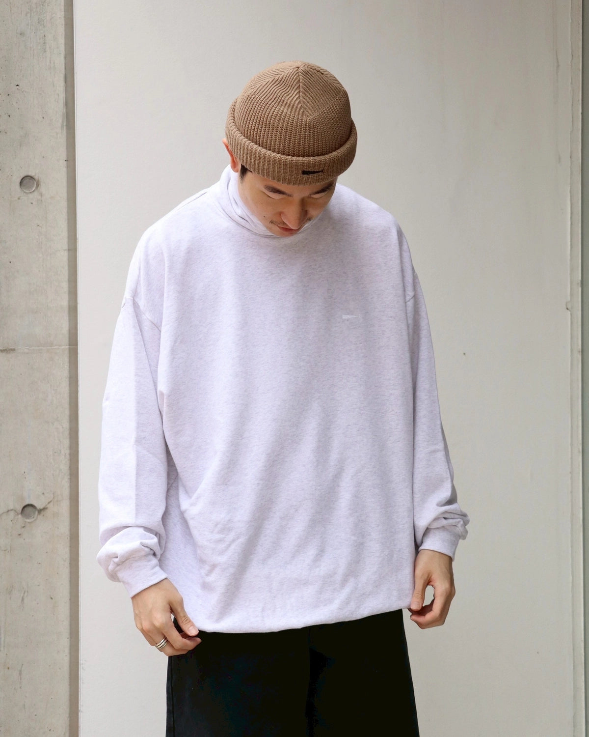 DESCENDANT / CYLINDER TURTLE NECK (252ATDS-CSM21)