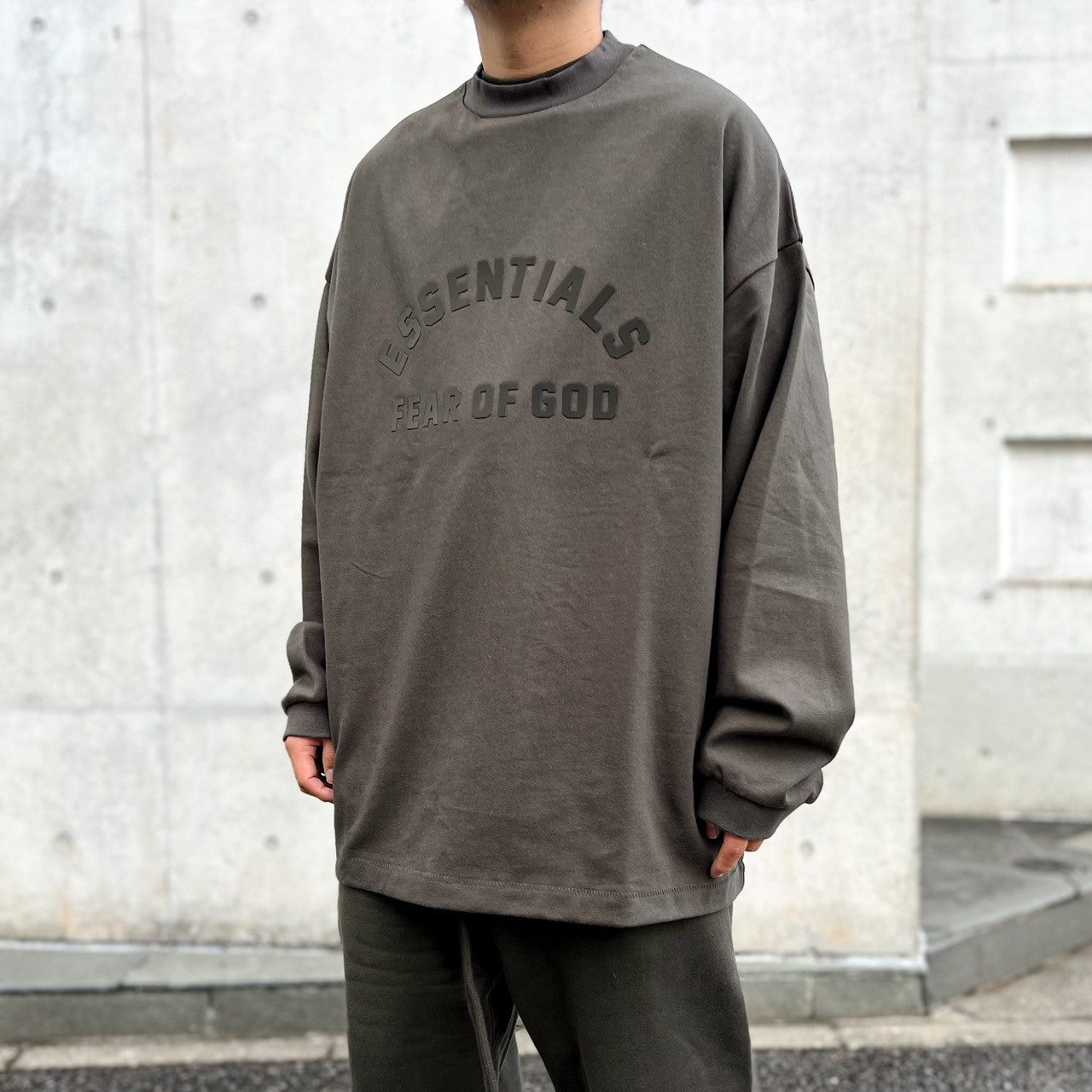 ESSENTIALS / SWEAT LS TEE