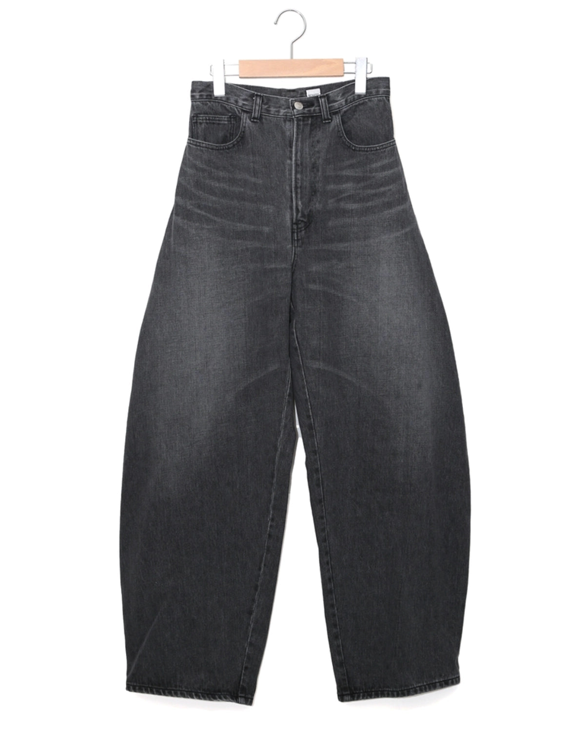 BOWTE の SEA ISLAND COTTON DENIM CURVY PANTS (261-04-0006)