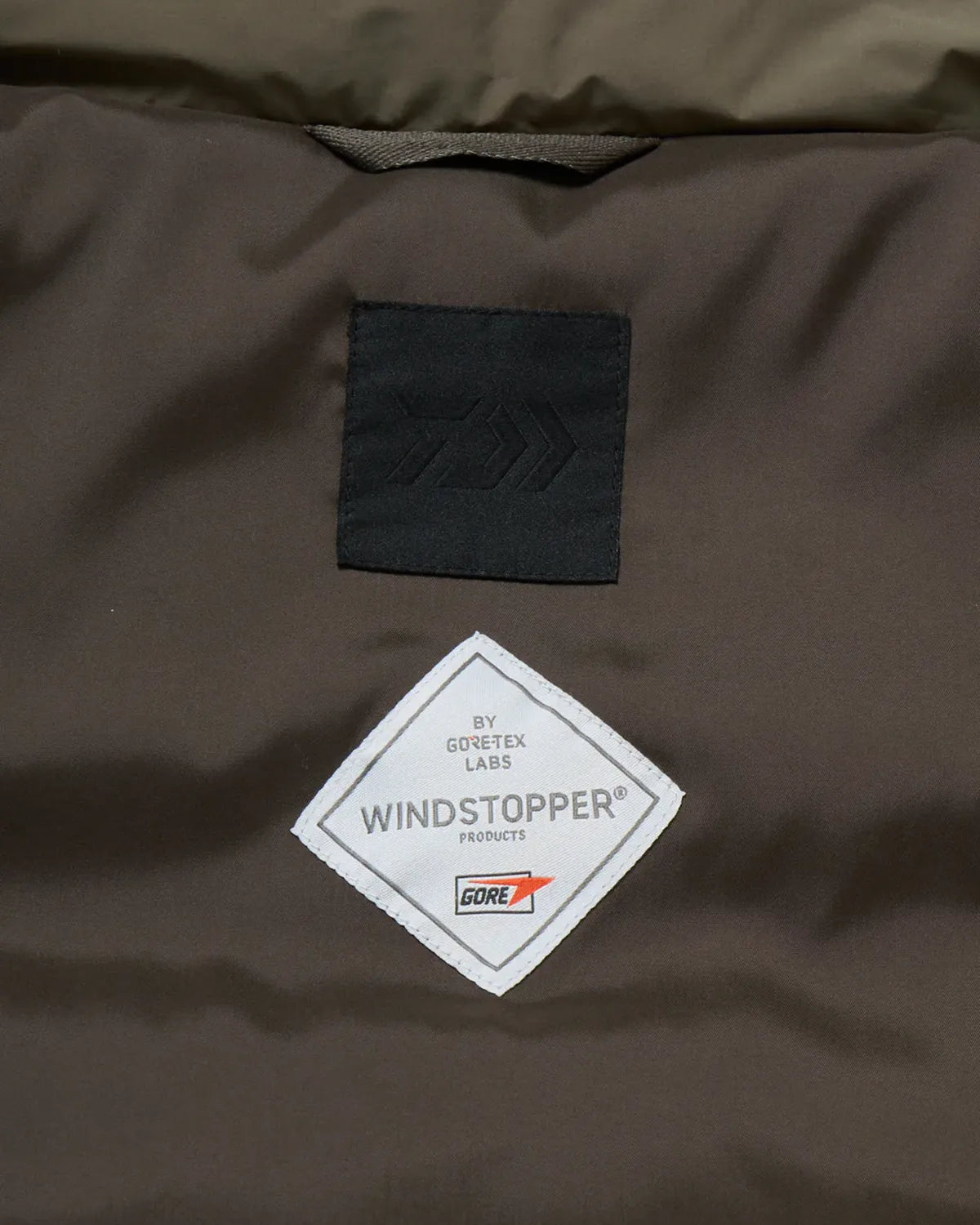 DAIWA PIER39 / WINDSTOPPER® FIELD DOWN VEST (BW-18025W)