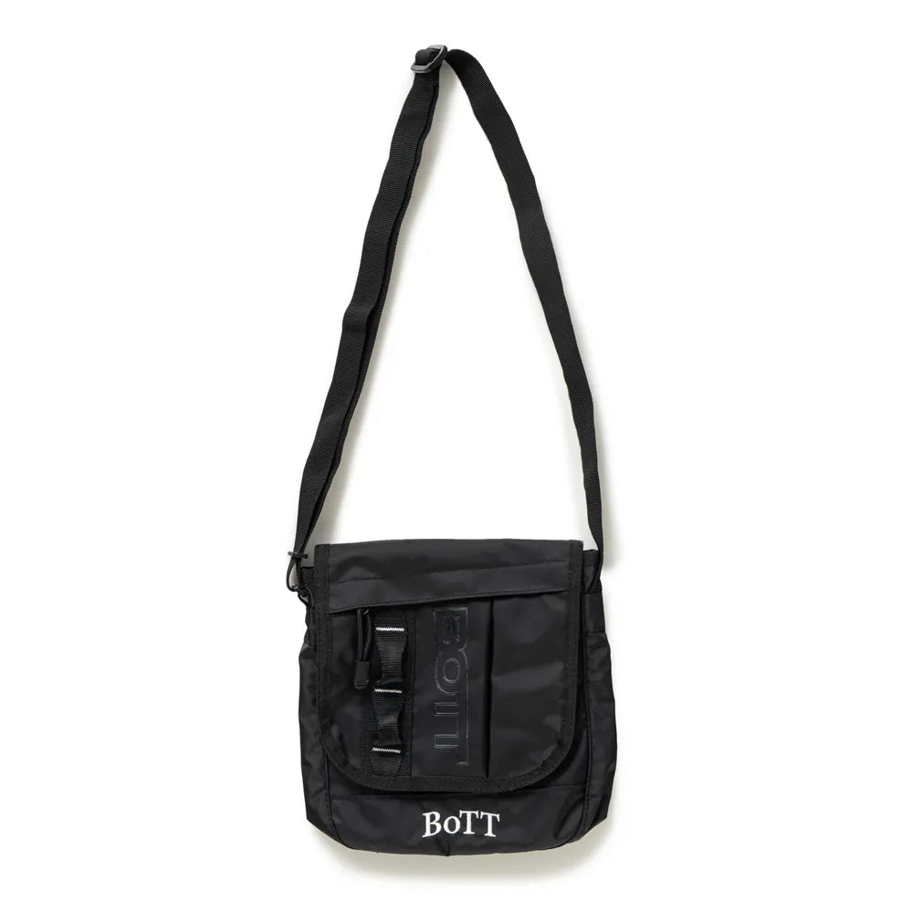 BoTT の Utility Shoulder Bag