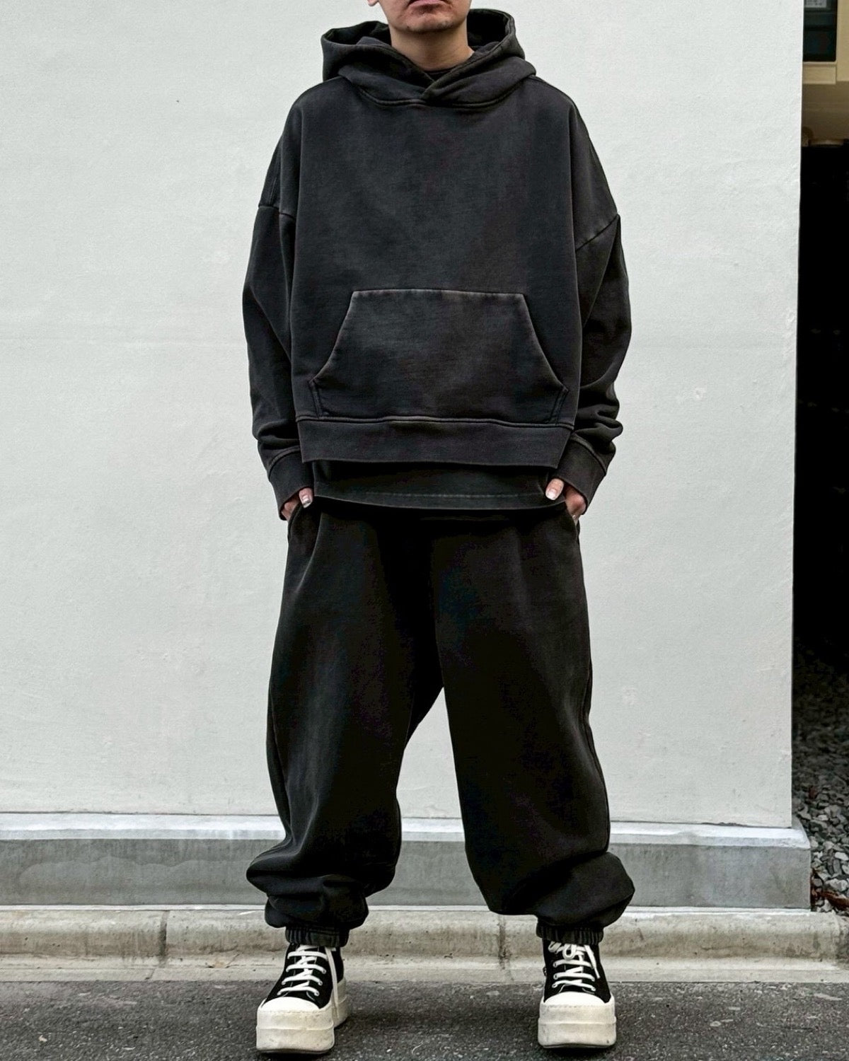 entire studios / Heavy Hood (ESSS26HO04012)