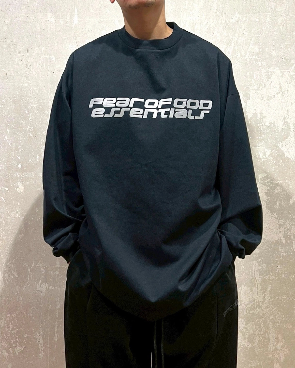 ESSENTIALS / Ponte 90s Long Sleeve Tee (125HO254541F)