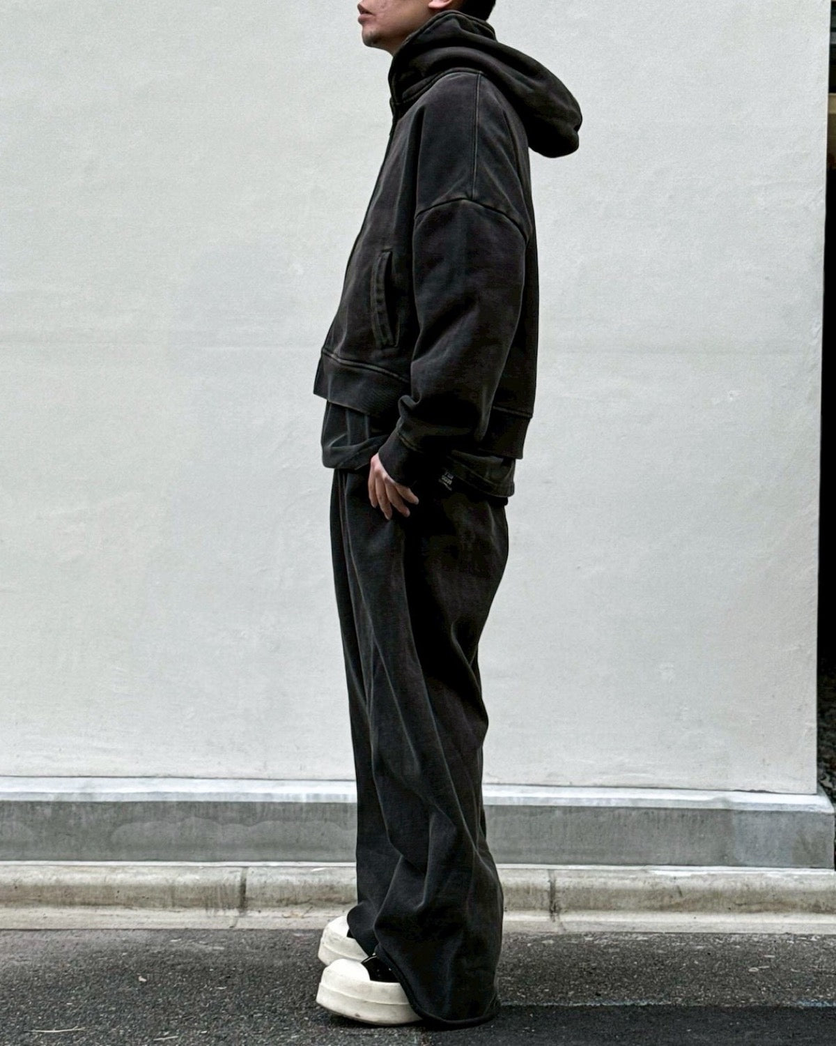 entire studios / Eternal Zip (ESSS26HO03012)