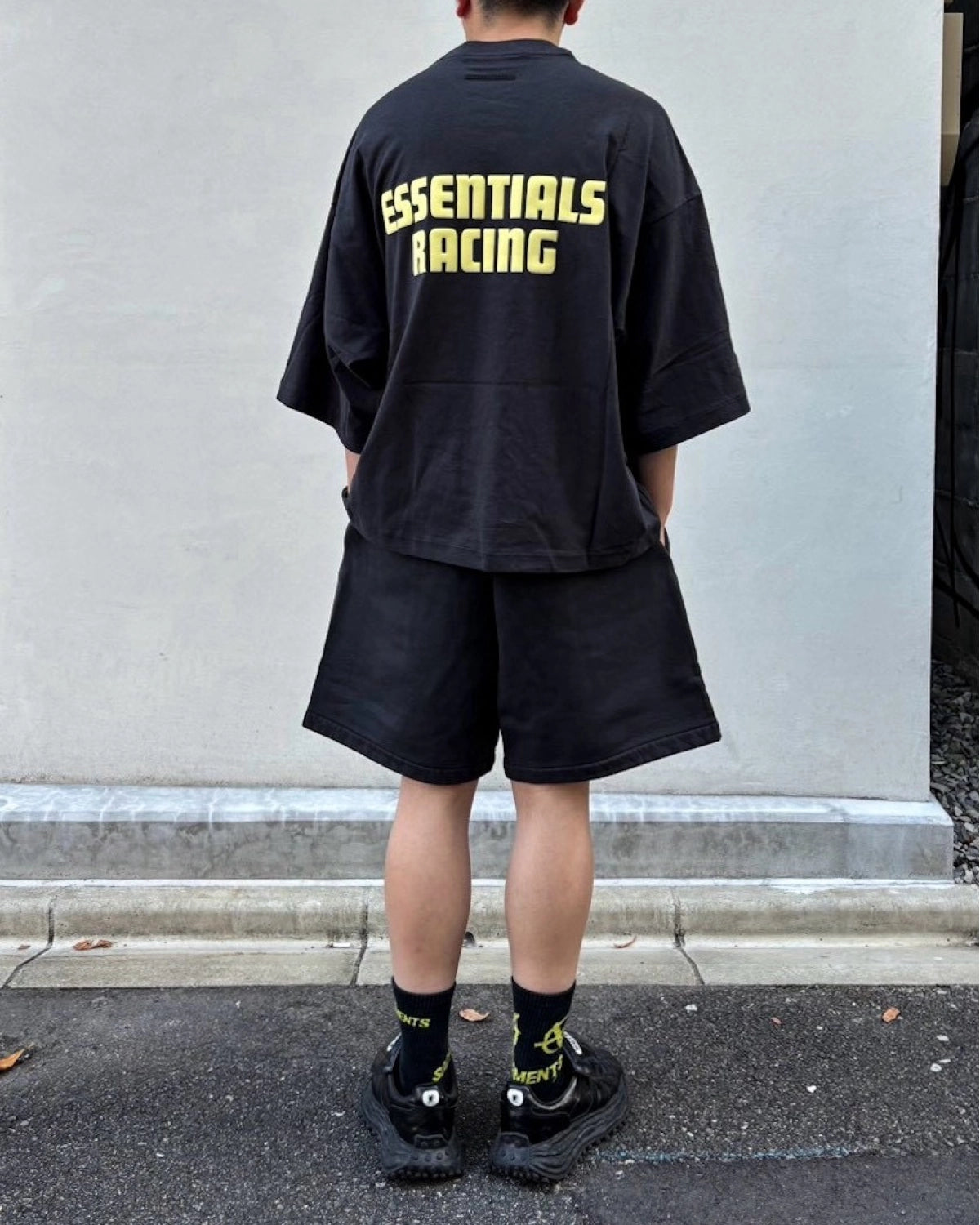 ESSENTIALS / MERCH TEE (RW01763-0314)