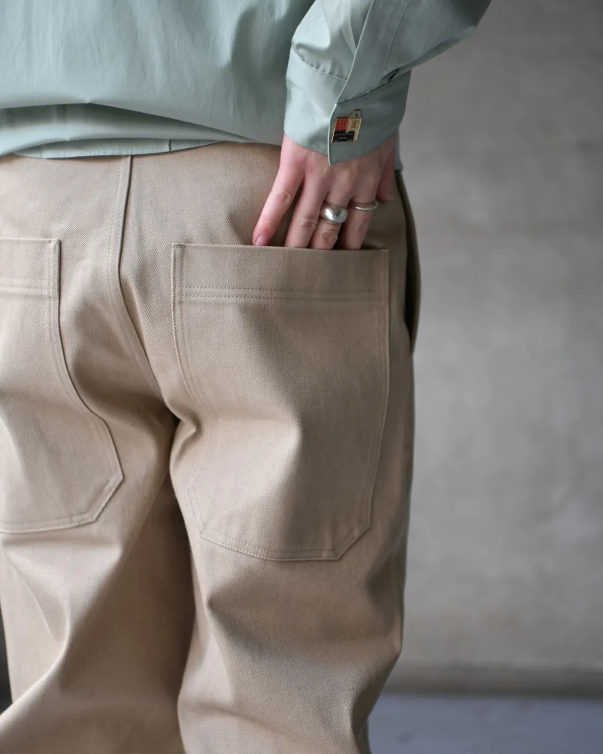 ISSUETHINGS / PANTS (26a/104-c-00)