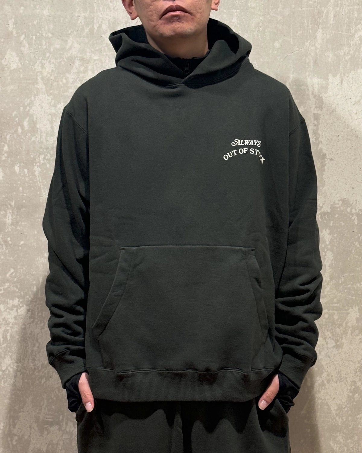 ALWAYS OUT OF STOCK / BASIC LOGO HOODIE (HA-325203213)